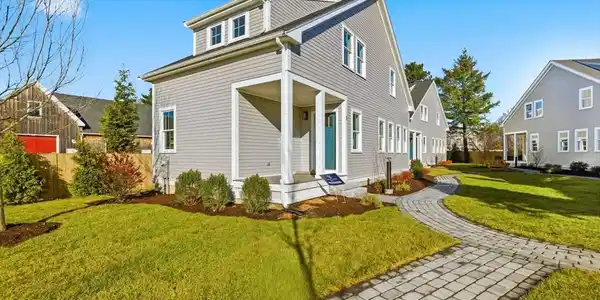 19 Ford Place