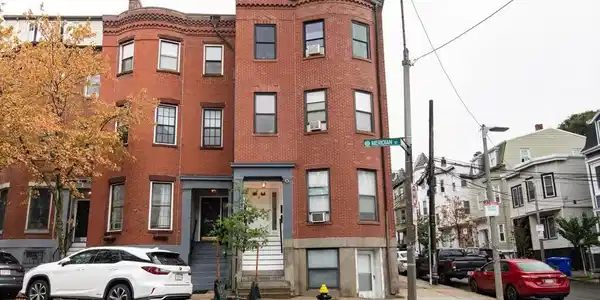 6 Monmouth Street