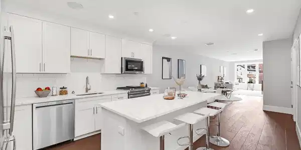 480 West Broadway