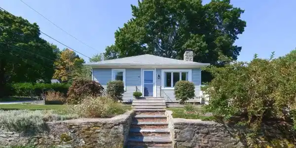 42 Terrace Ave