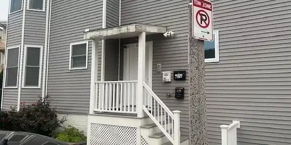 12 Ashley St