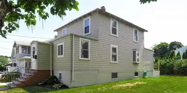 14 Standish Rd