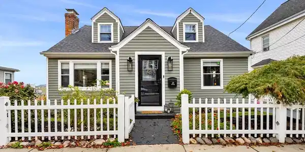 49 Faywood Ave