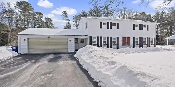 10 Dowd Ave