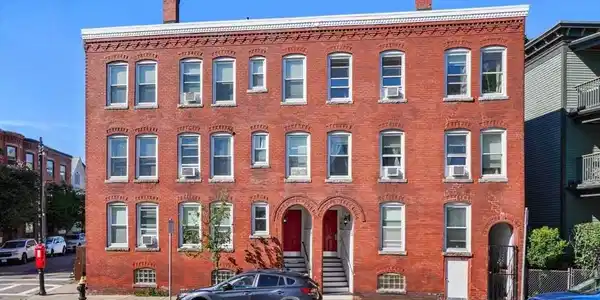 86 Savin Hill Avenue