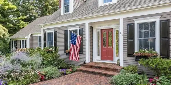 51 Eaglestone