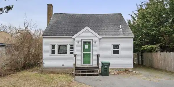 93 Franklin St
