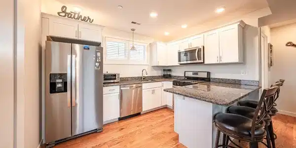 21 Summit Avenue
