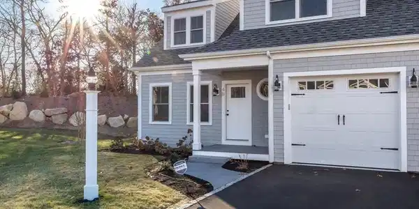 213 North Falmouth Hwy
