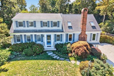 22 Nauset Farms Private Way