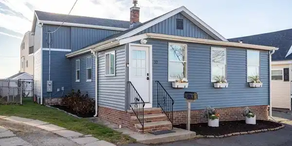 32 Putnam Road