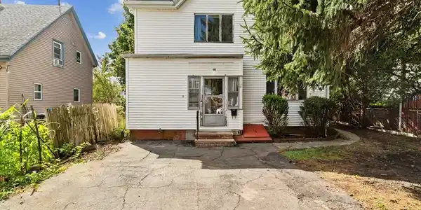 21 Murphy Ave