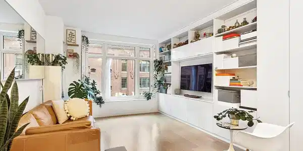 100 Lovejoy Wharf