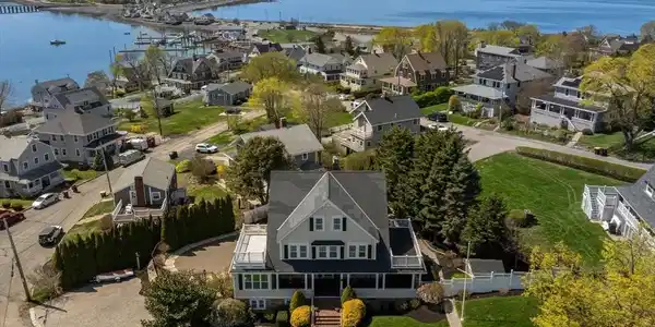 21 Beacon Rd