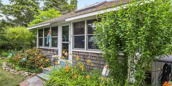 137 Rock Harbor Road