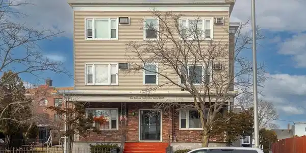 185 Lewis St