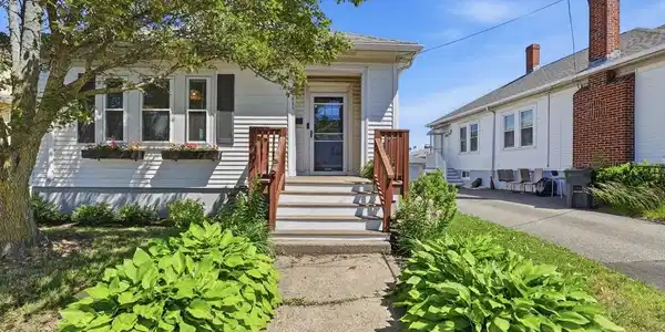 330 Sea St