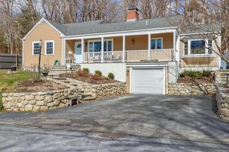 33 Simmons Rd