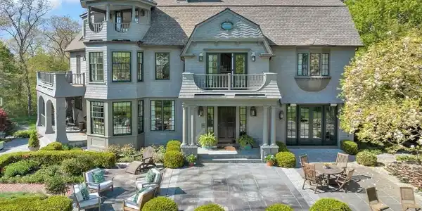 11 Boardman Avenue