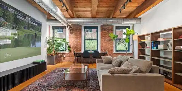 9 W Broadway