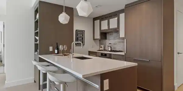 100 Lovejoy Wharf