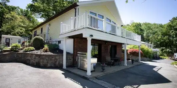 120 Millard St