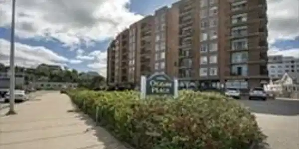 121 Nantasket Ave