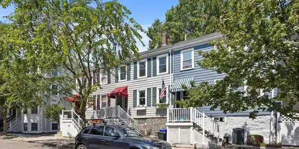 698 E 5th Street