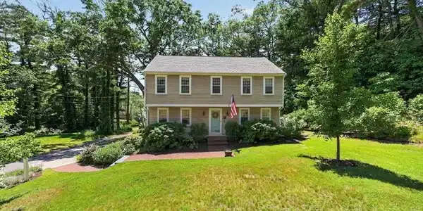 87 Duck Hill Rd