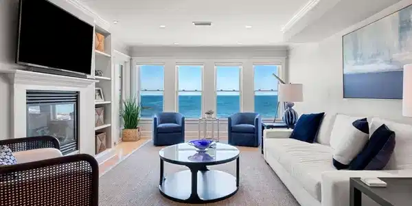 90 Glades Road