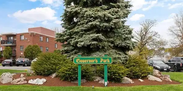 400 Governors Drive