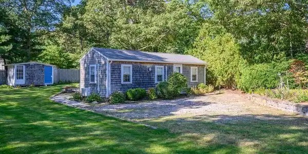 53 W Yarmouth Rd