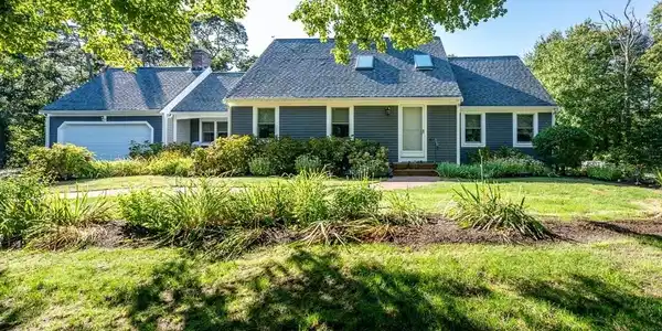 74 Old Bog Rd