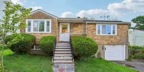 31 Arlington Ave