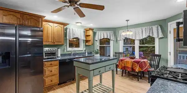 4 Penny Ln