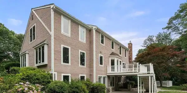 76 Ellisville Green