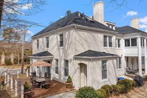 619 Hale Street