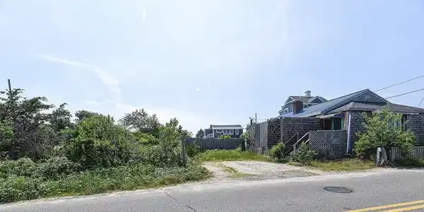 137 Old Point Road