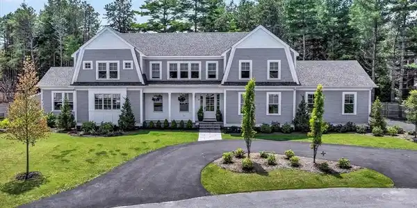 14 Willow Circle
