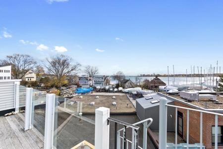 7 Lothrop St.