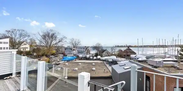 7 Lothrop St.