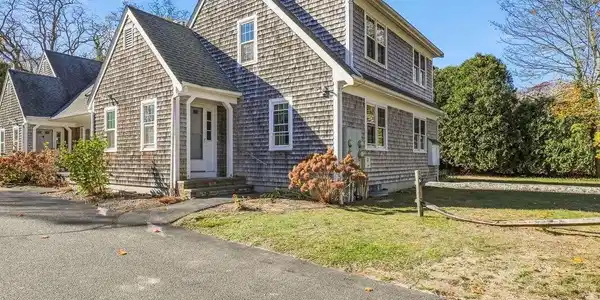 176 Palmer Ave