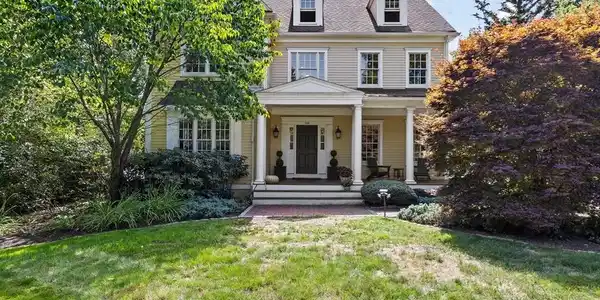 140 Pond Street