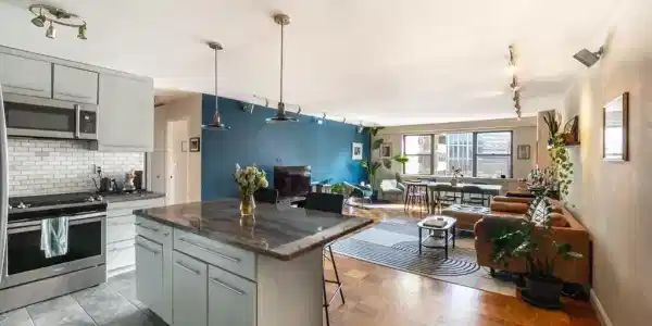 8 Whittier Place