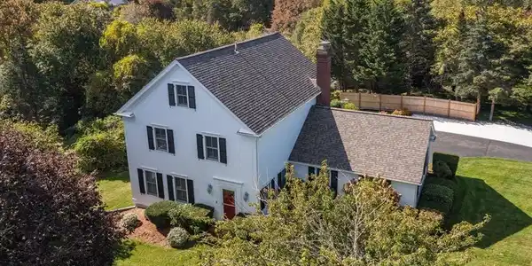 3 Pinefield Ln