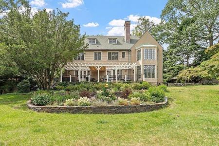 455 Puritan Rd