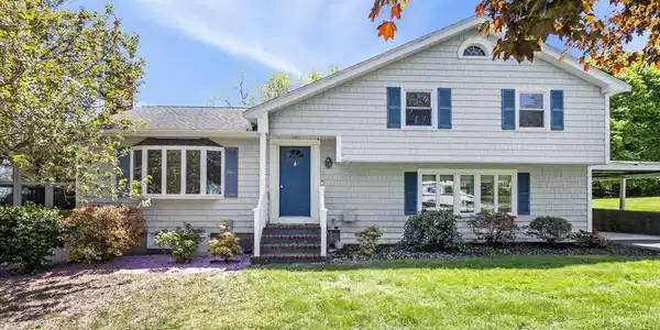 9 Vinal Ave