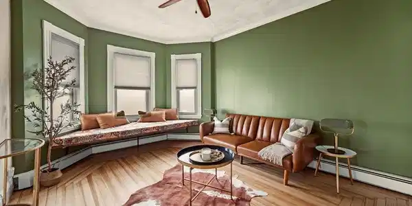 7 English St