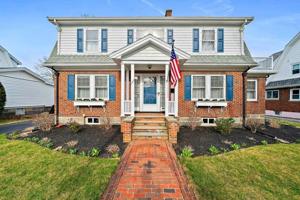 1396 Quincy Shore Drive