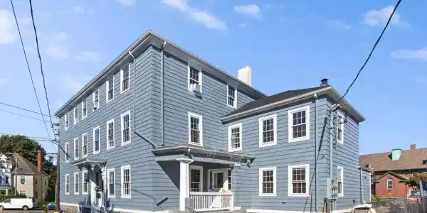 42 Middle Street